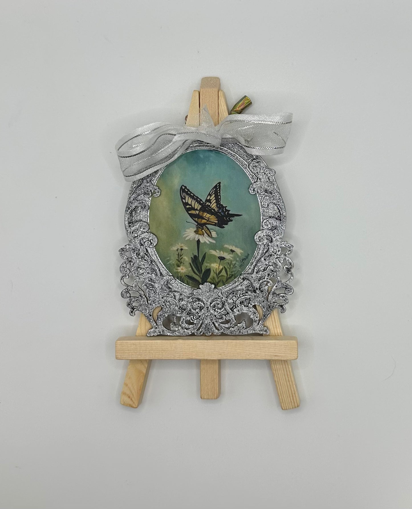 LINnies Mini - Spread Your Wings & Fly (Yellow Swallowtail Butterfly Perched on a Daisy)