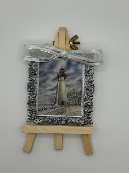 LINnies Mini - The Marblehead, Ohio Lighthouse ~ WINTER