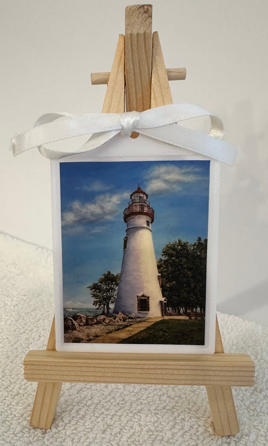 LINnies Mini - The Marblehead, Ohio Lighthouse ~ SUMMER